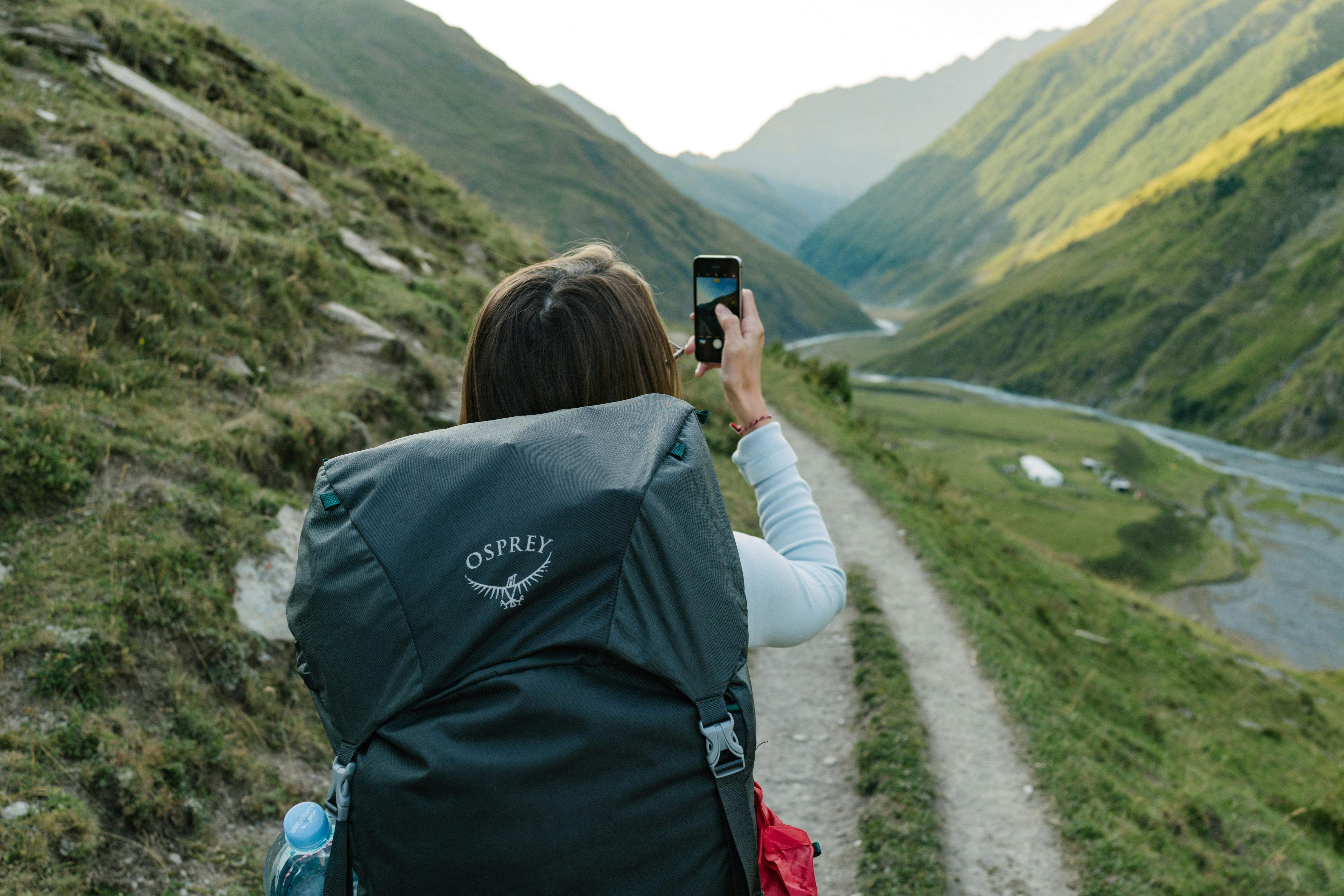 Backpacker’s Guide: Must-Have Lightweight Travel Towels for Every Adventure