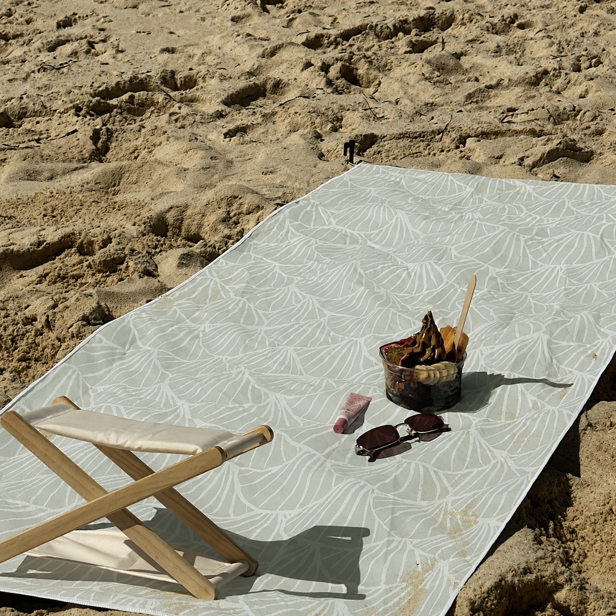 Seychelles Sand Free Beach Towel With Pocket