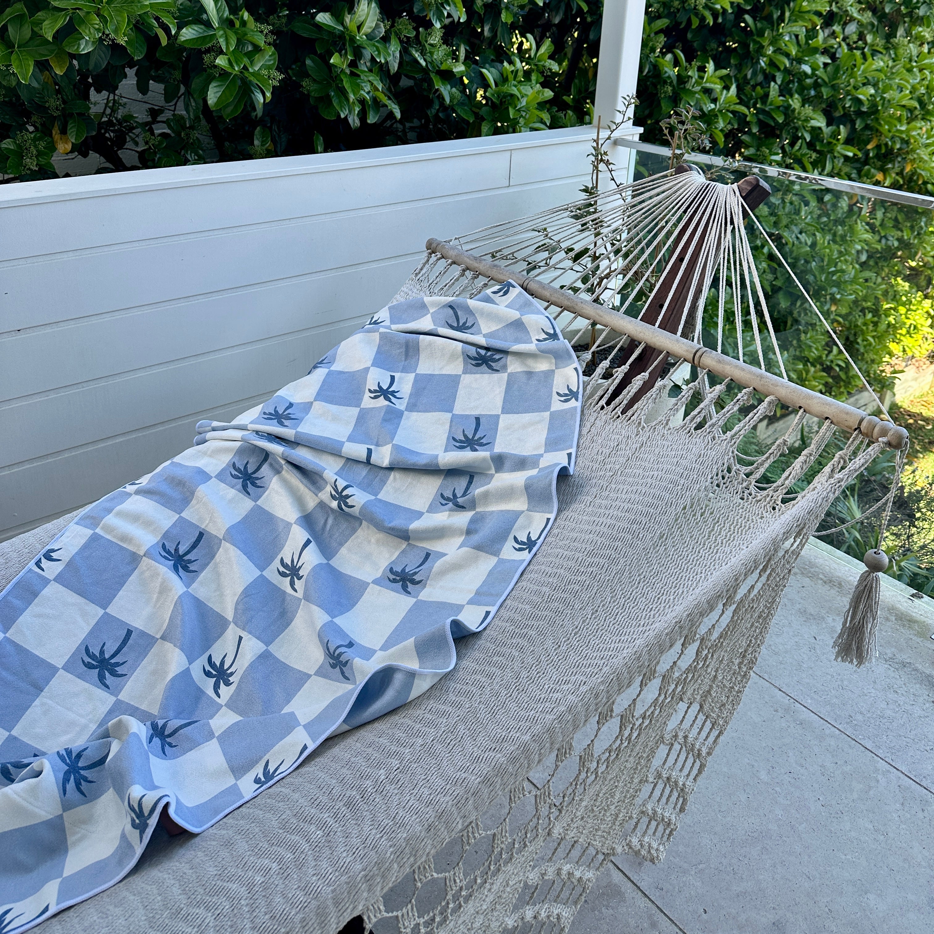 Malibu Sand Free Beach Towel With Pocket