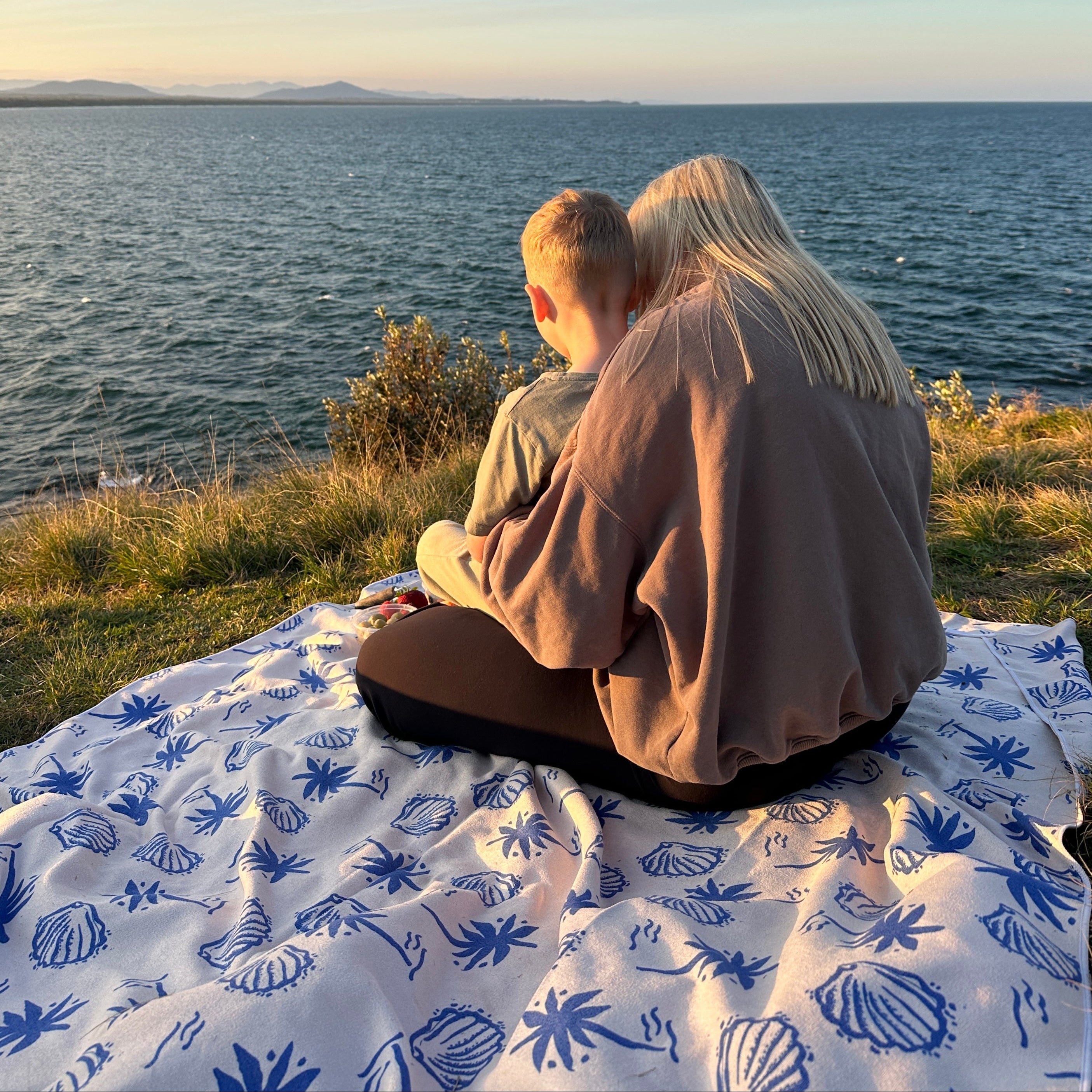 XL Santorini Sand Free Beach Towel with Pocket