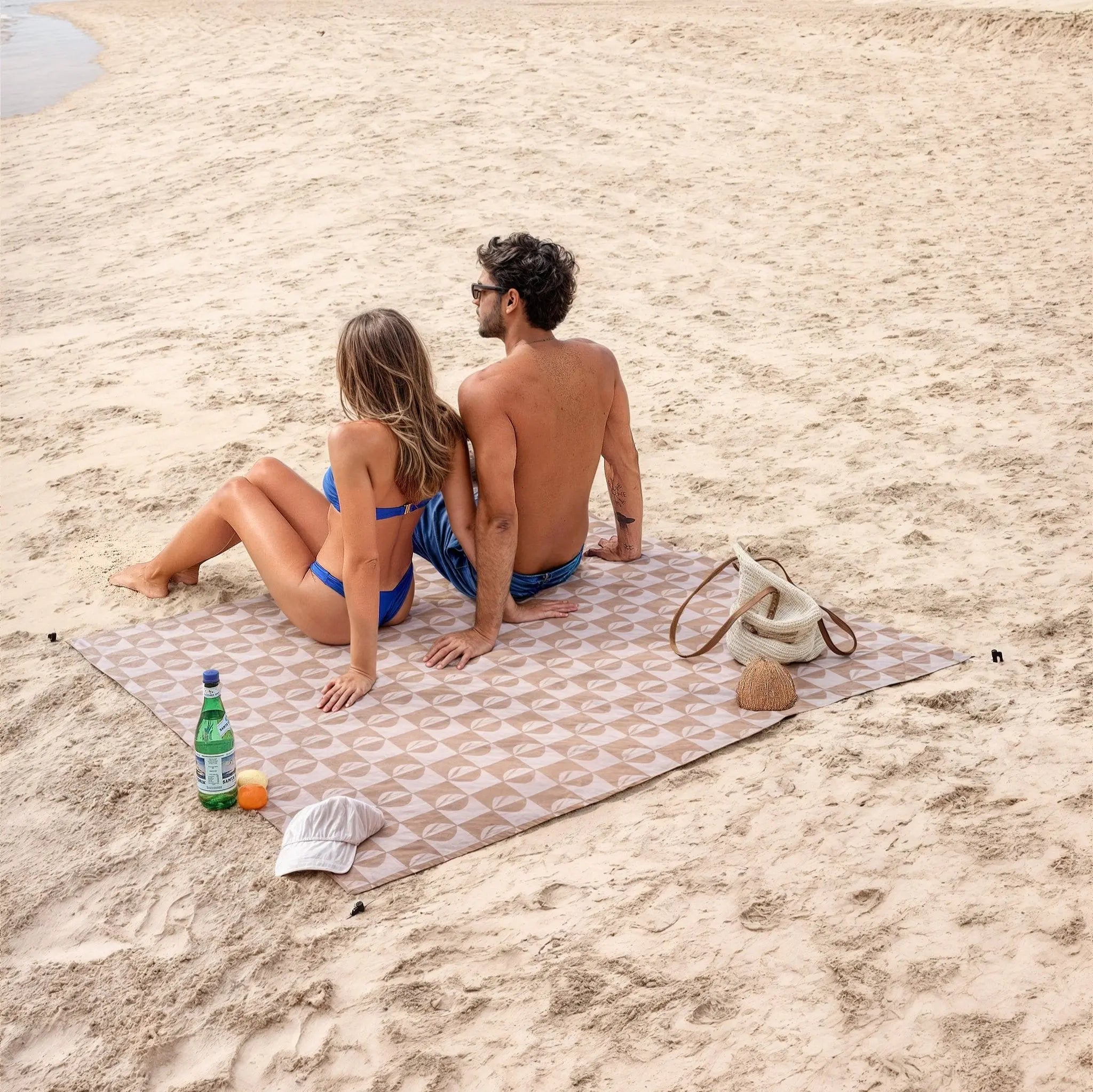 XL Canggu Sand Free Water Resistant Beach Towel with Pocket