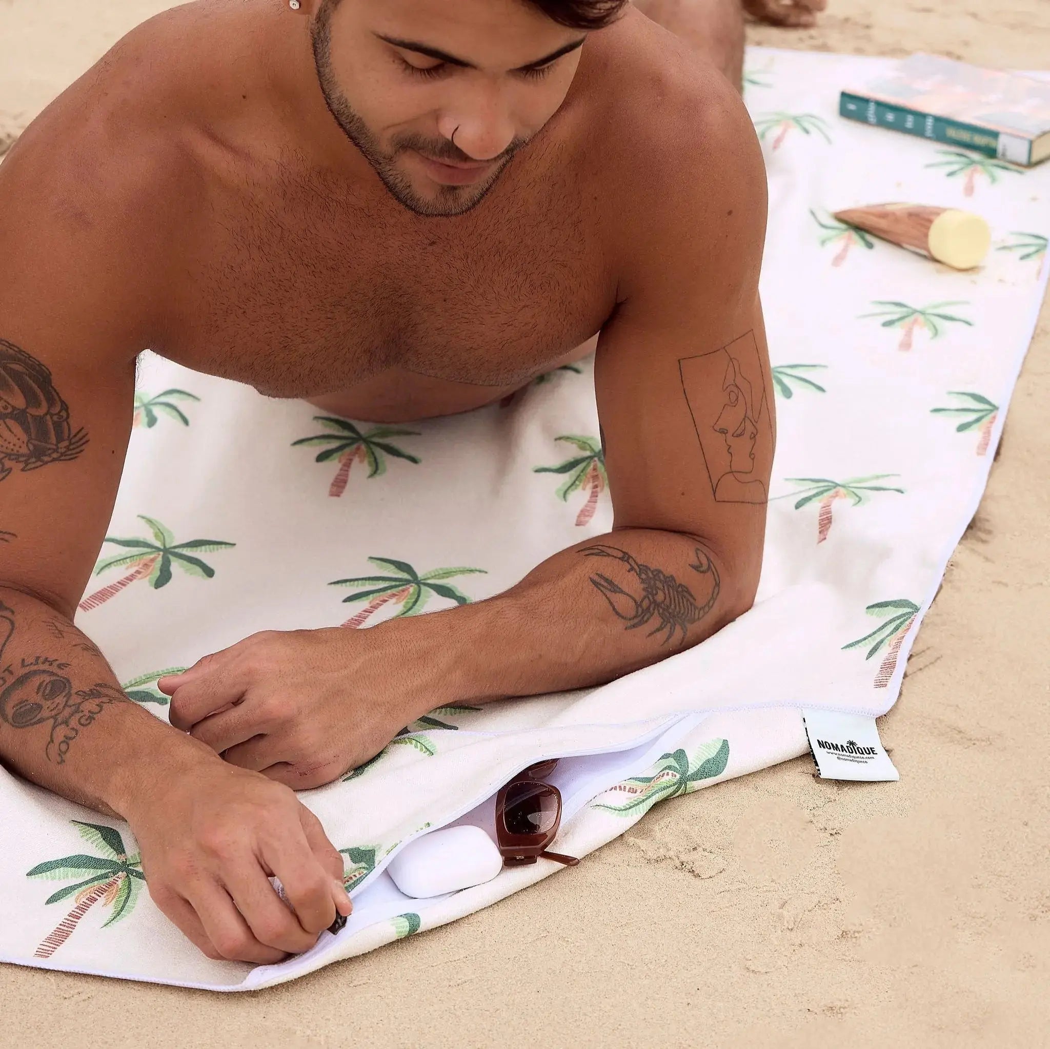 cream_palm_best_beach towels australia sandfree with pocket