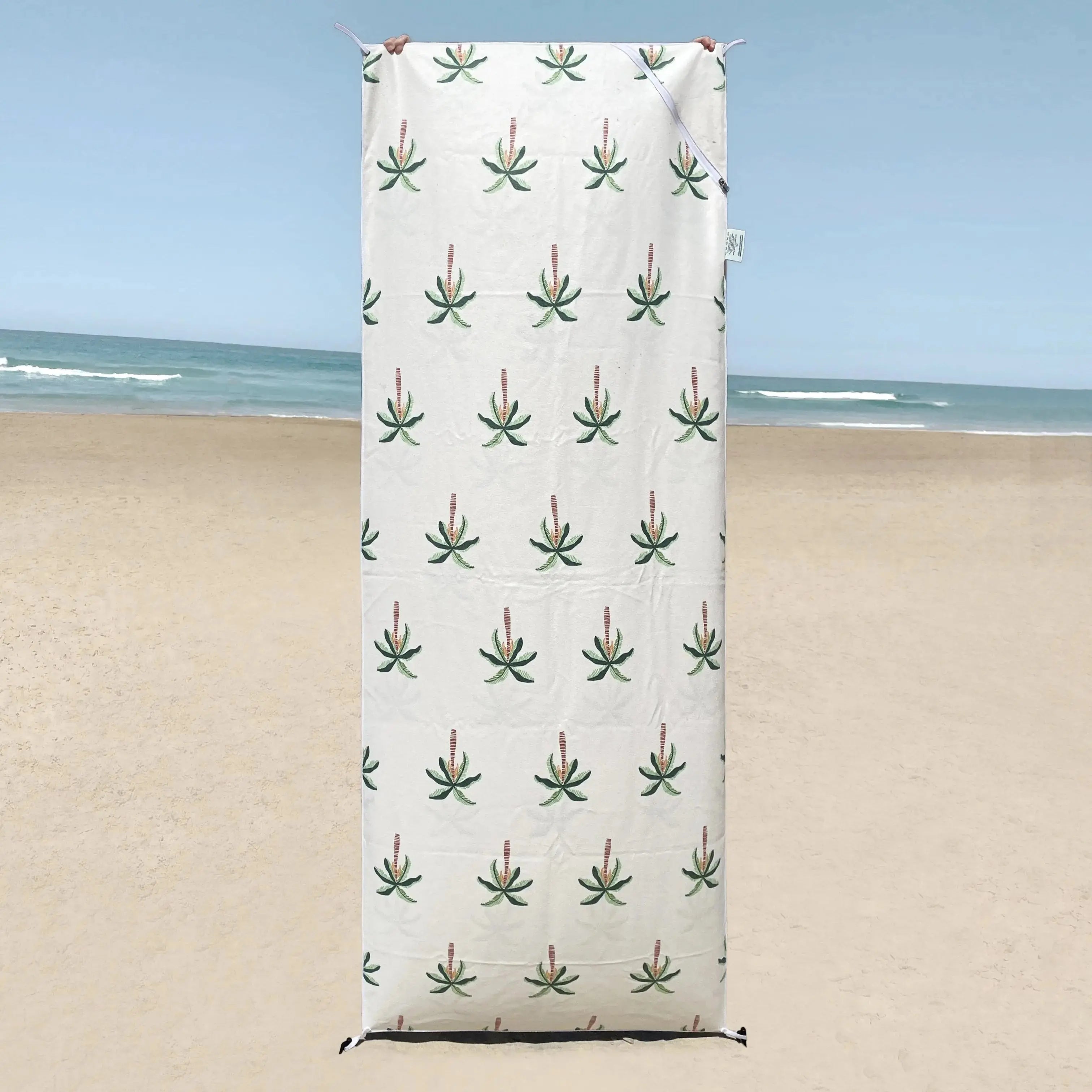 cream_palm_best_beach towels australia sandfree with pocket