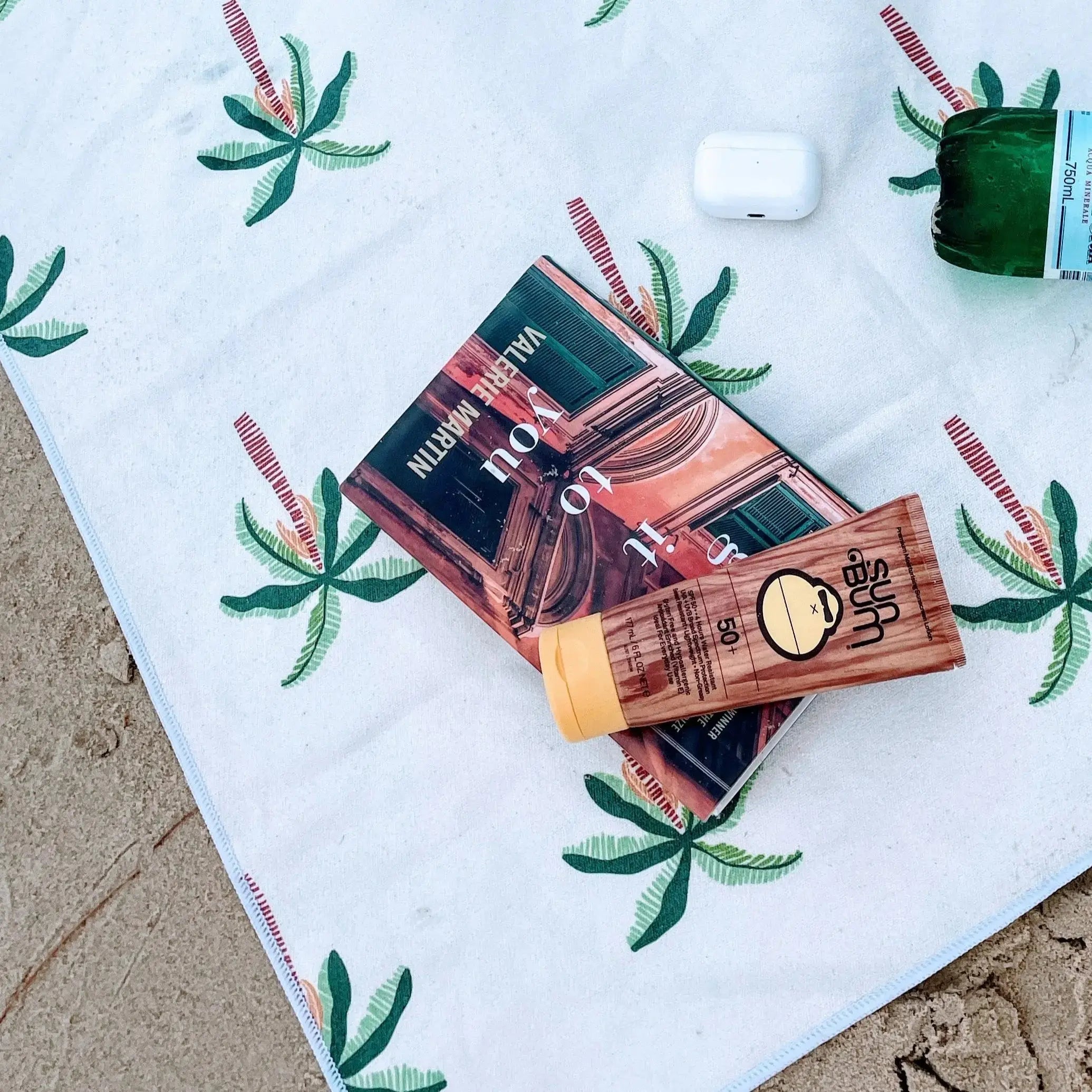 cream_palm_best_beach towels australia sandfree with pocket