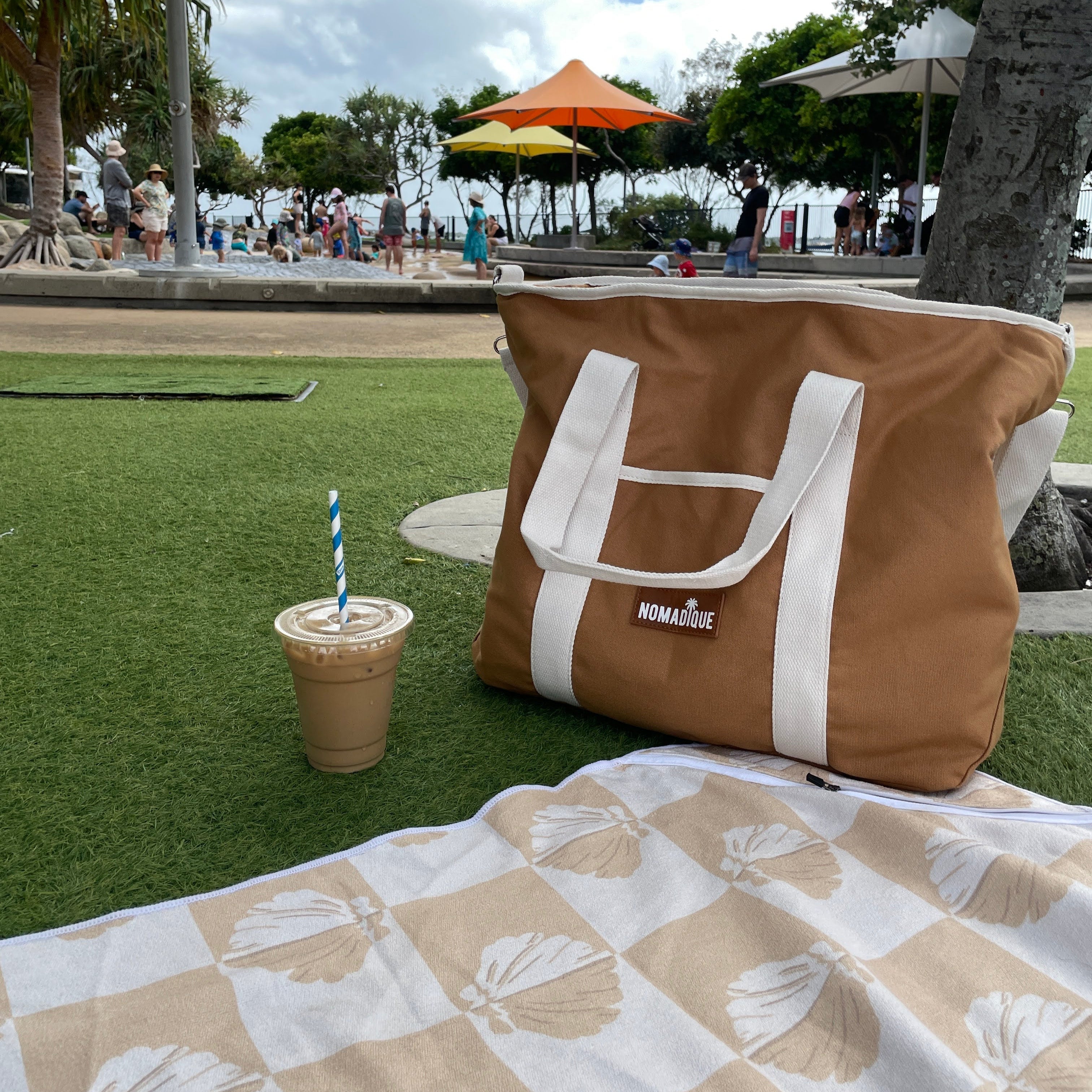 Large Cooler Tote Bag Brown - CLEARANCE